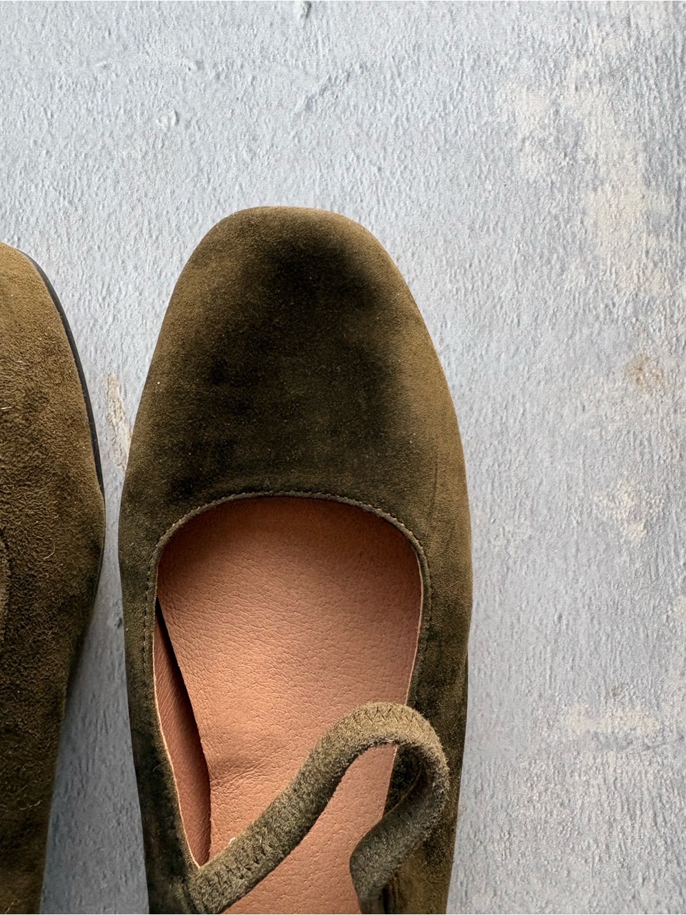 Madewell Olive Green Flats with Elastic Strap, Size 8 - Picture 3 of 8